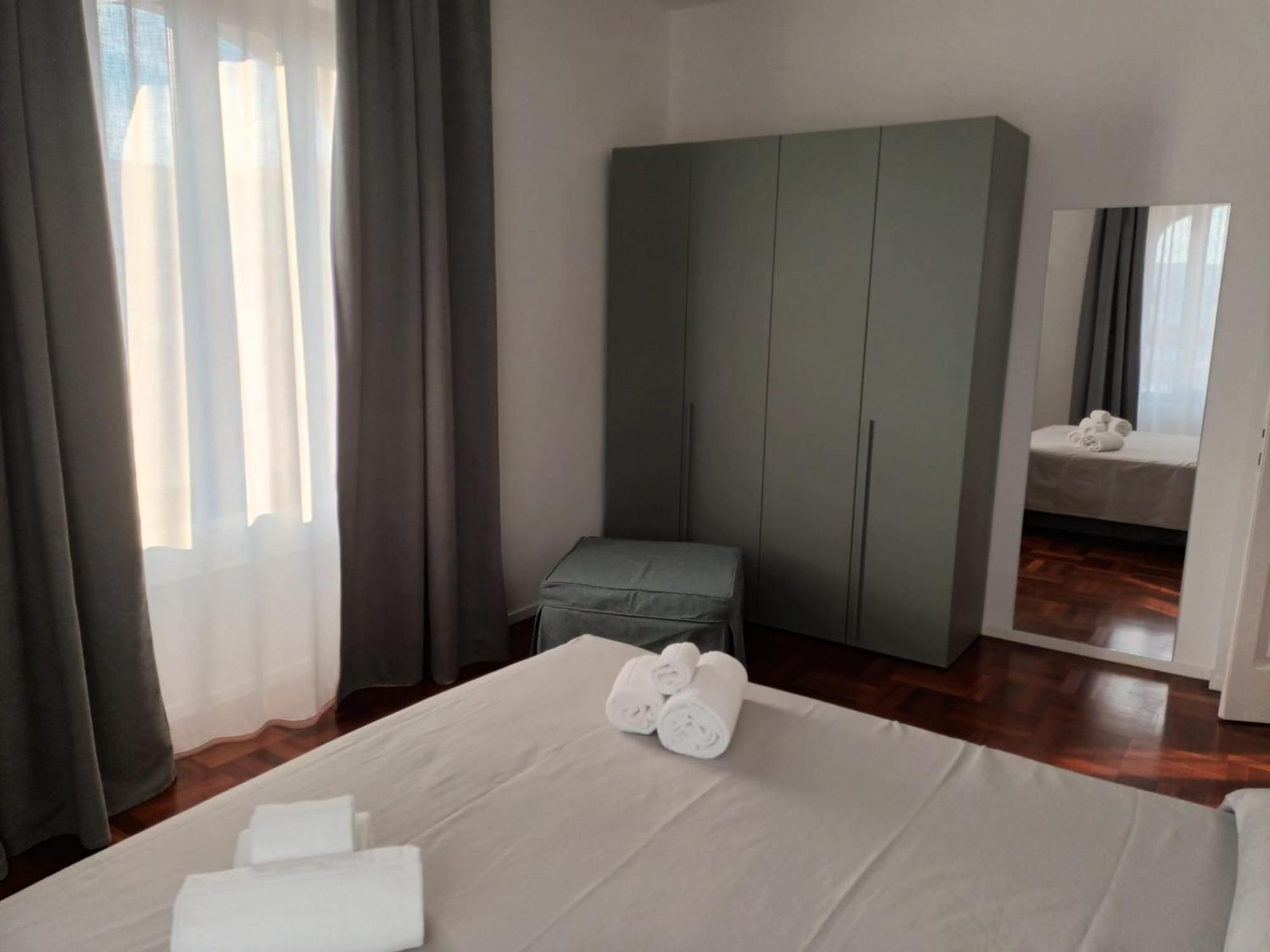 B&Bari, Via Crollalanza, Le Case Di Aurelia Guesthouse מראה חיצוני תמונה